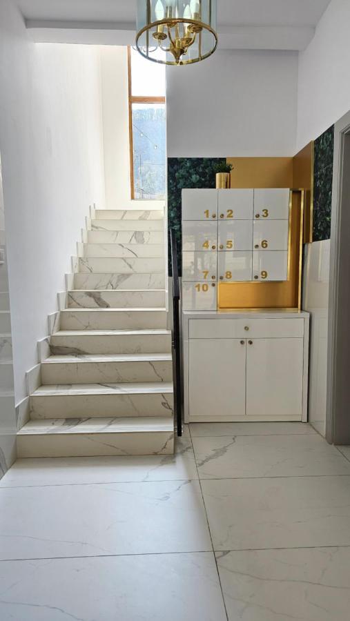 Bed and Breakfast Colt De Rai Resita Esterno foto